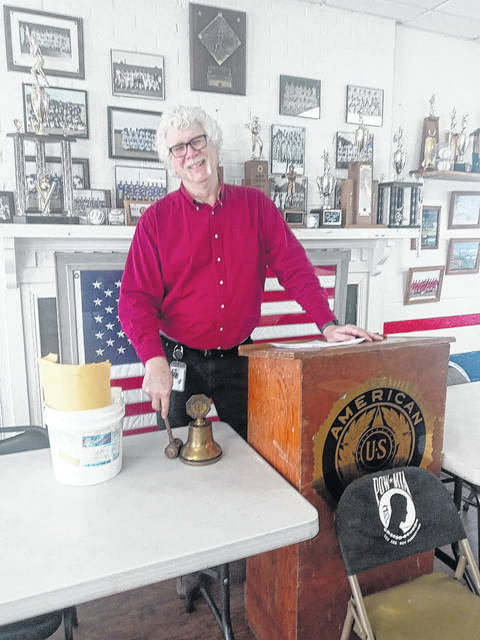 JJ Melton | The Laurinburg Exchange
                                Richard Massey had a little fun while standing in for the president of the Optimist Club. He said it had been quite some time since he was able to ring the bell and call the club to order.