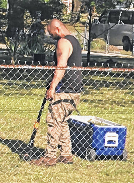 126871131_web1_YardWork-JohnsRoad