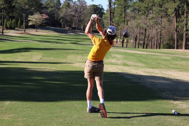 A golfer tees off on the first hole at Pinehurst No. 7.
Neel Madhavan | Daily Journal
