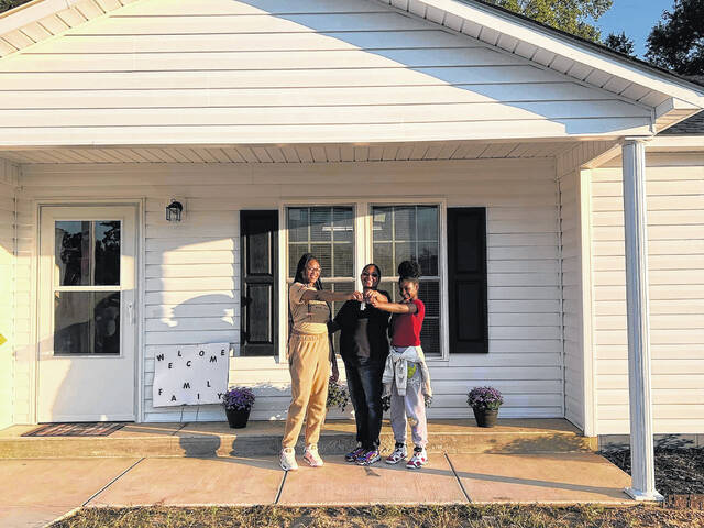 Habitat for Humanity of Scotland County housed its 52nd family in the Scotland County Community. On Monday evening a home was dedicated to the McCallum family thanks to those who have shopped, donated and volunteered at the local store.