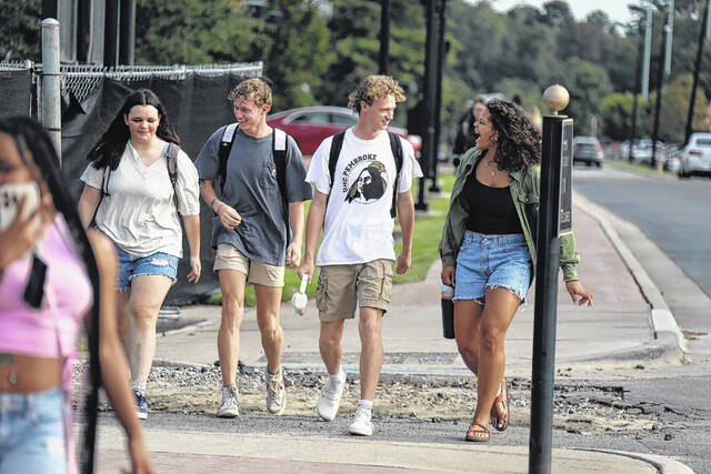 130852894_web1_First_Day_of_Classes_200857
Thousands of students returned to The University of North Carolina at Pembroke campus this week for the start of the fall semester.
Courtesy photo