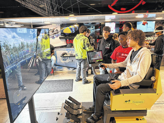 130953599_web1_SHS-1
Recently, students at Scotland High School had the opportunity to explore careers in North Carolinas top technical fields through the Be Pro Be Proud Mobile Workshop Tour. Students were able to experience hands-on simulation activities and learn about the most in-demand jobs throughout North Carolina.
Courtesy photo | Scotland County Schools