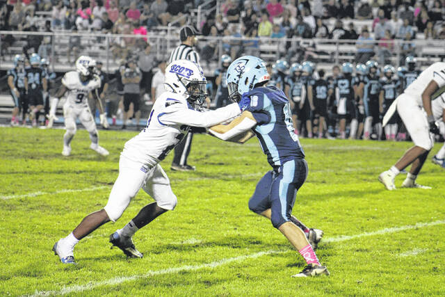 131053297_web1_IMG_1239
The Fighting Scots qualified for the 2024 3A NCHSAA state playoffs and will head on the road for a date with conference rival Union Pines on Friday night. Here, Nishuan Jones (21) tries to jam Jeffrey Leone (18) at the line of scrimmage during the regular season meeting between the teams back in early October.
File Photo