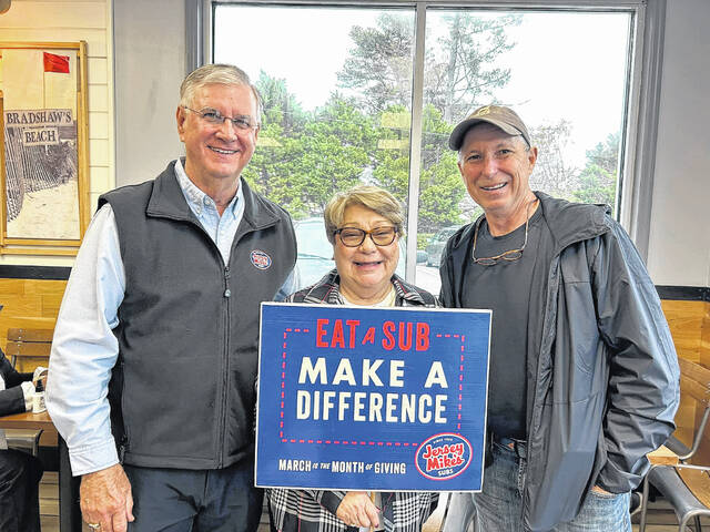 131362414_web1_Ron-Carole-and-Dr.-Rush
Jersey Mikes Laurinburg and Pembroke owner Ron Gibson and his wife Carole is shown with retired doctor Paul Rush at the Day of Giving celebration in 2024.
Courtesy photo | Scotland Health