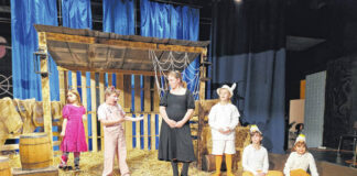 
			
				                                Some of the cast of “Charlotte’s Web” rehearse a scene at the Morris Morgan Theater at St. Andrews University.
                                 Courtesy photo

			
		