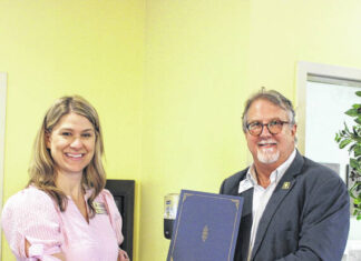 
			
				                                Mayor Jim Willis delivered an official proclamation Monday to mark the beginning of the National Nursing Home Week at Scottish Pines Rehabilitation and Nursing Center.
                                 Tomeka Sinclair | The Laurinburg Exchange

			
		