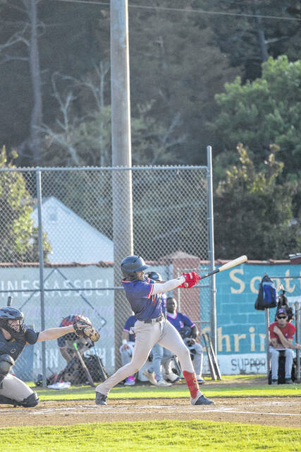 Reynell Capellan Reyes (11) swings for the Highland Hooligans against Sandhills Bogeys on May 28, 2026 at Legion Park.
Courtesy Photos
