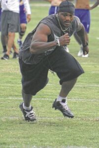 NFL star Zamir White works out with Scots
